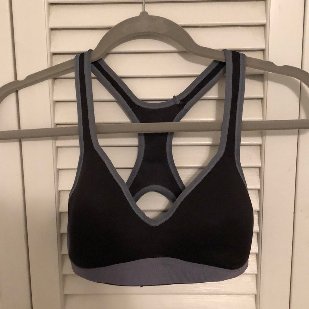 Champion sports bra, size small.